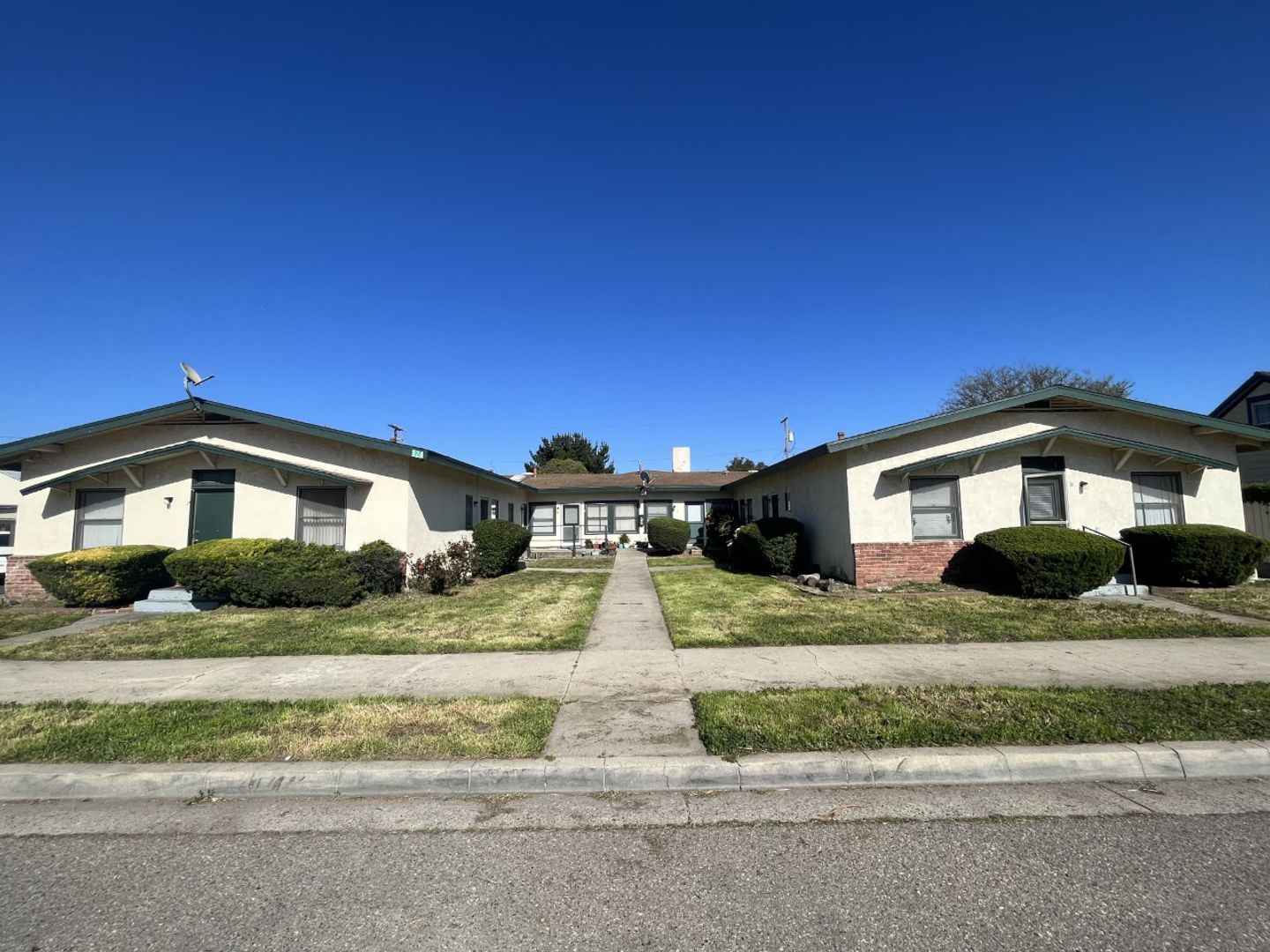 124 South G Street #9