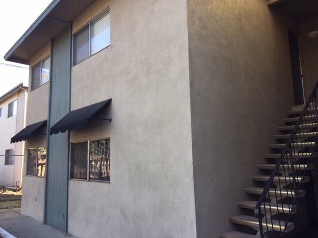 887 Islay Street